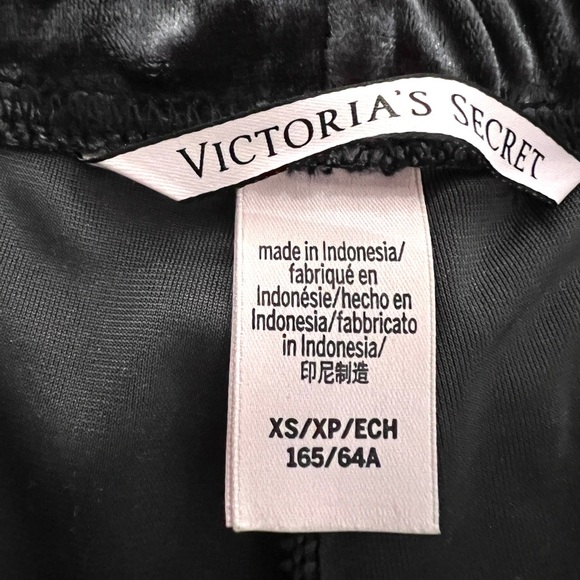 Victorias Secret Shorts Size XS Crushed Velvet Sleep Lounge Ruffle PJ Sexy - Picture 2 of 5